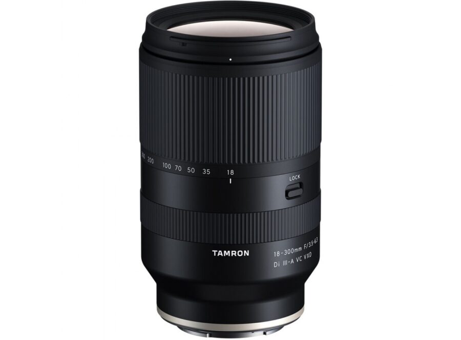 Tamron 18-300mm f/3.5-6.3 Di III-A VC VXD