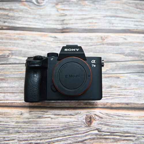 sony a73